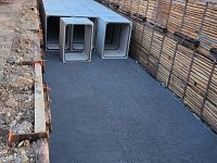 detailní reference, Betonová retenční nádrž pro nakládání s dešťovými vodami z ploch stávajícího obchodního centra Globus Čakovice, db betonové jímky