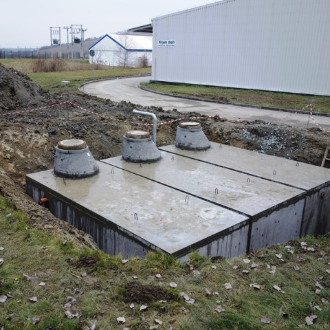 Betonová požární nádrž o objemu 50 m3 v Hustopečích, zdroje požární vody, db betonové jímky, ukázka realizace