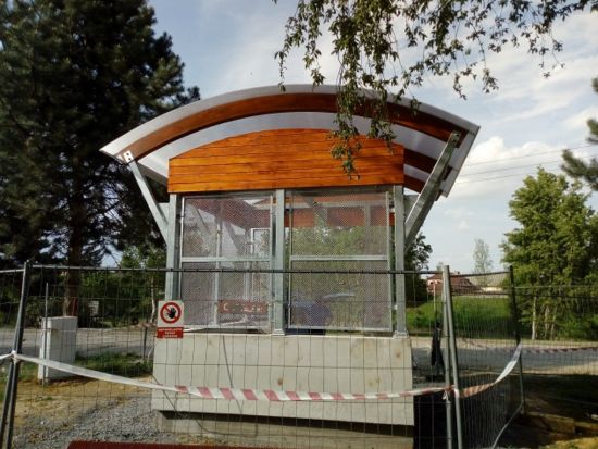 Krycí stropní deska čerpací jímky DN 2500 s krytou konstrukcí, db betonové jímky, ukázka realizace